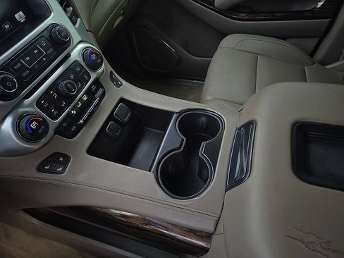 Used 2015 GMC Yukon SLT w/ Open Road Package RWD image 20