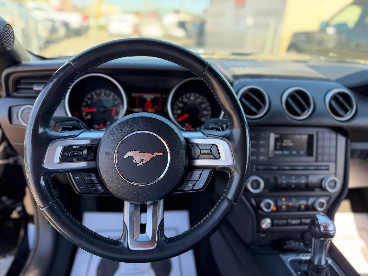Used 2018 Ford Mustang Convertible RWD image 44