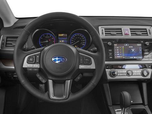 Used 2017 Subaru Outback 2.5i Limited AWD/4WD image 10