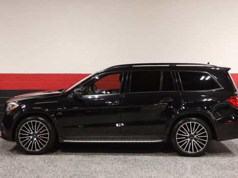 Used 2019 Mercedes-Benz GLS 63 AMG 4MATIC w/ AMG Night Styling Package image 24