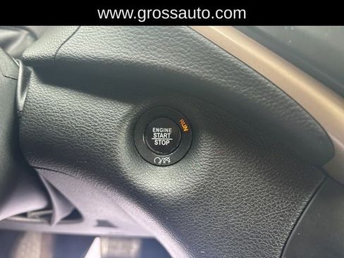 Used 2018 Jeep Cherokee Limited AWD/4WD image 12