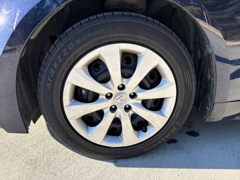 Used 2022 Toyota Corolla LE image 11