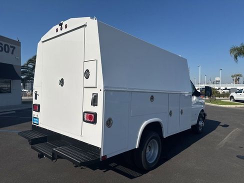 New 2025 Chevrolet Express 3500 w/ Power Convenience Package image 3