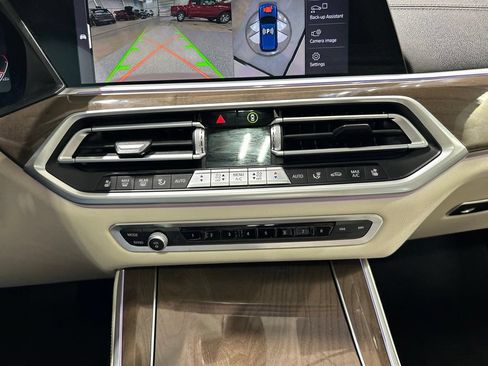 Used 2021 BMW X5 xDrive40i w/ Executive Package AWD/4WD image 24