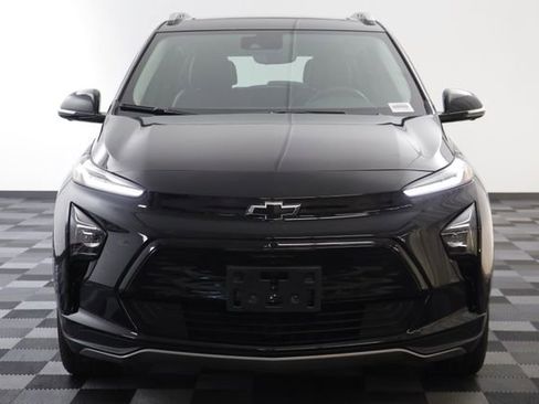 Certified 2023 Chevrolet Bolt EUV Premier w/ Sun & Sound Package image 24