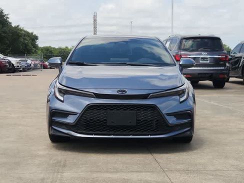 Used 2025 Toyota Corolla SE FWD image 6