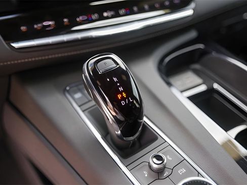 Used 2024 Cadillac Escalade Sport w/ Touring Package image 20