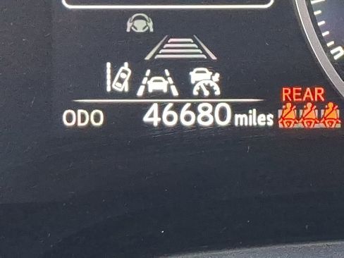 Used 2024 Lexus RX 350 Premium w/ Accessory Package (Z1) image 21