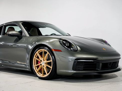 Used 2020 Porsche 911 Carrera 4S AWD/4WD image 44