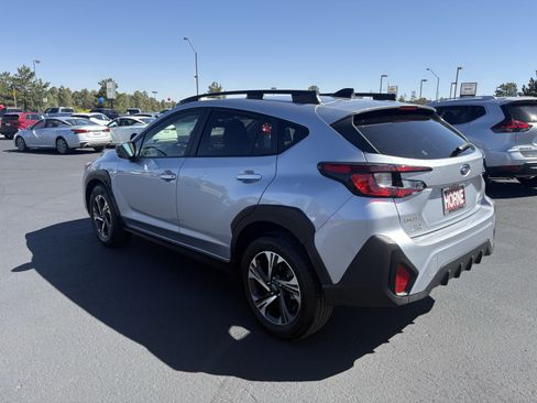 Used 2025 Subaru Crosstrek 2.5i Premium AWD/4WD image 5