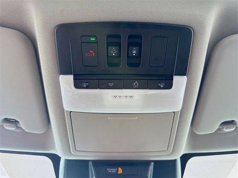 Certified 2023 Nissan Rogue SV w/ SV Premium B Package image 18