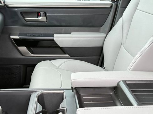 Used 2026 Toyota Tundra Limited image 12