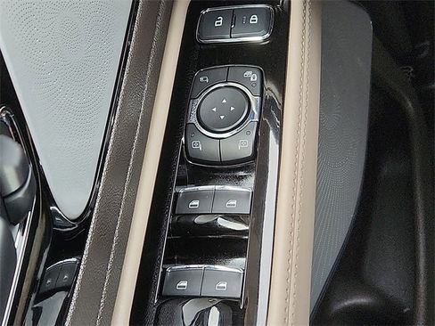 Used 2023 Lincoln Aviator Reserve w/ Equipment Group 201A image 22