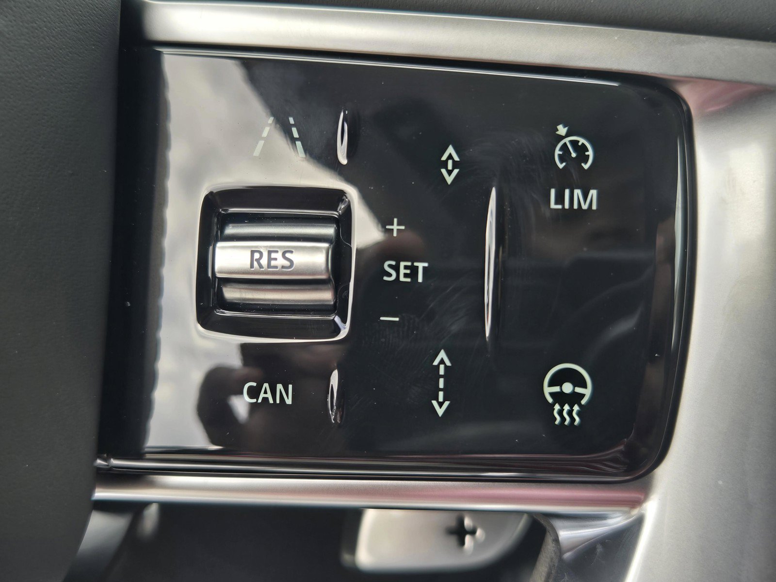 Used 2026 Land Rover Range Rover SE AWD/4WD image 20