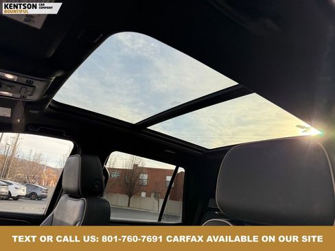 Used 2023 GMC Yukon SLT image 31