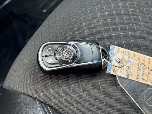 Used 2022 Buick Encore Preferred w/ Safety Package image 19