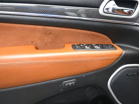 Used 2018 Jeep Grand Cherokee SRT AWD/4WD image 22