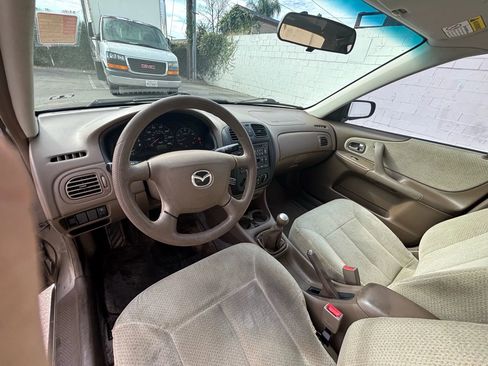 Used 2000 MAZDA Protege DX image 21