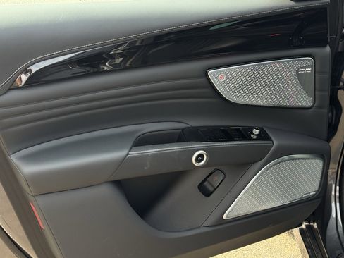 Certified 2024 Maserati Grecale GT image 12