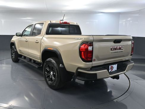 Used 2023 GMC Canyon Elevation w/ Elevation Premium Package AWD/4WD image 9