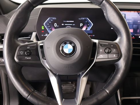 Used 2026 BMW X2 xDrive28i AWD/4WD image 3