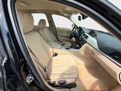 Used 2015 BMW 320i Sedan RWD image 15