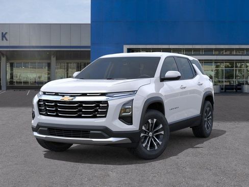 New 2027 Chevrolet Equinox LT FWD image 6
