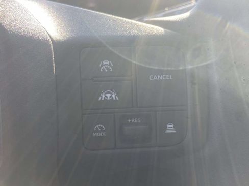 Used 2026 Toyota RAV4 LE AWD/4WD image 25