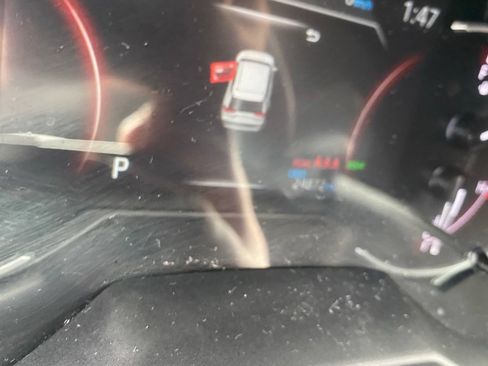Used 2025 Toyota RAV4 LE FWD image 5