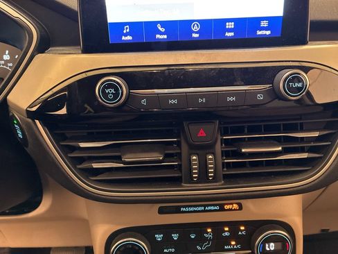 Used 2020 Ford Escape SEL AWD/4WD image 19