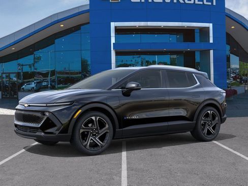 New 2026 Chevrolet Equinox EV LT image 32