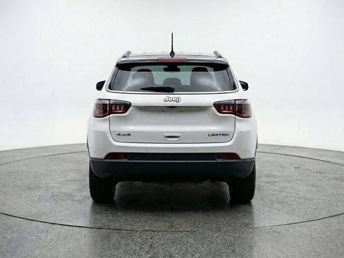 Used 2025 Jeep Compass Limited AWD/4WD image 7