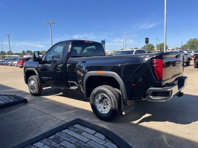 New 2026 GMC Sierra 3500 SLE w/ SLE Convenience Package