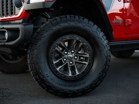 Used 2025 Jeep Wrangler Unlimited Rubicon 392 image 8