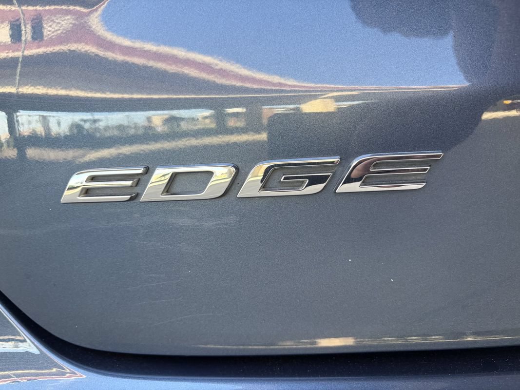 Used 2019 Ford Edge SEL w/ Equipment Group 201A FWD image 35