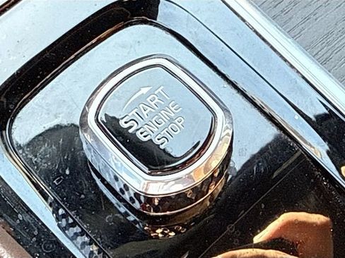 Used 2023 Volvo XC90 B6 Ultimate image 38