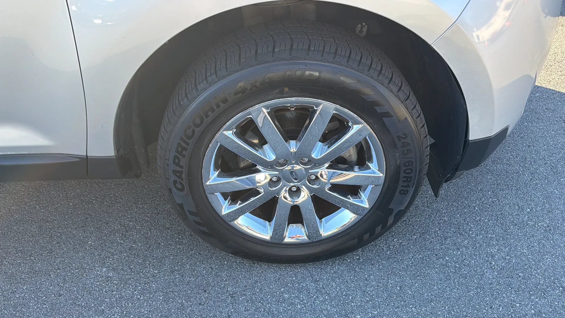 Used 2013 Ford Edge Limited FWD image 9