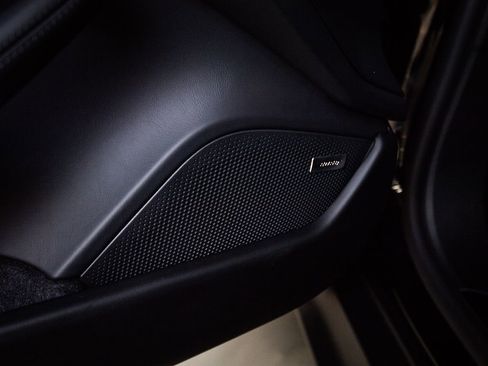 New 2026 Porsche Taycan image 21