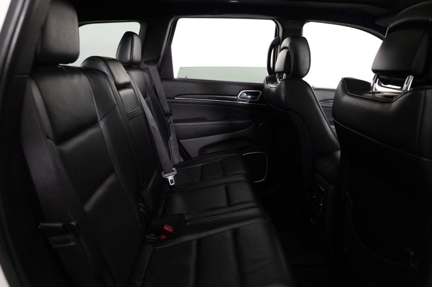 Used 2016 Jeep Grand Cherokee High Altitude AWD/4WD image 23