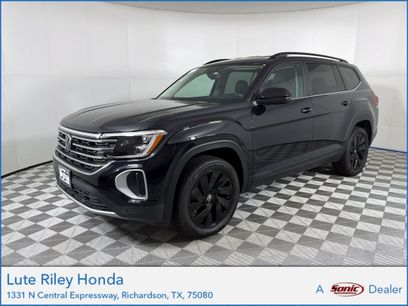 Used 2026 Volkswagen Atlas SE w/ Black Wheel Package