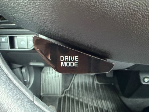 Used 2024 Kia EV6 Light AWD/4WD image 17