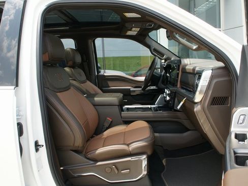 New 2025 Ford F350 King Ranch w/ Chrome Package image 47