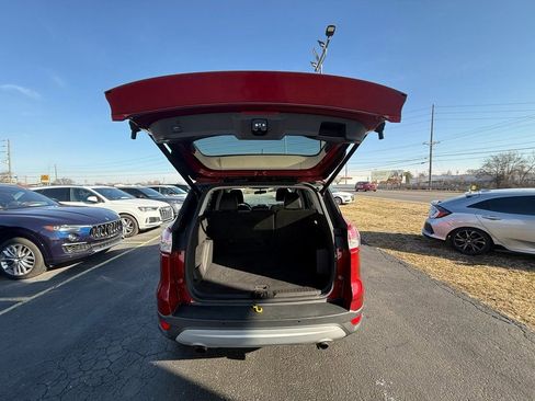 Used 2014 Ford Escape SE w/ SE Chrome Package image 19