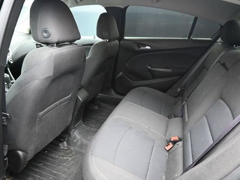 Used 2016 Chevrolet Cruze LT w/ LT Convenience Package FWD image 14