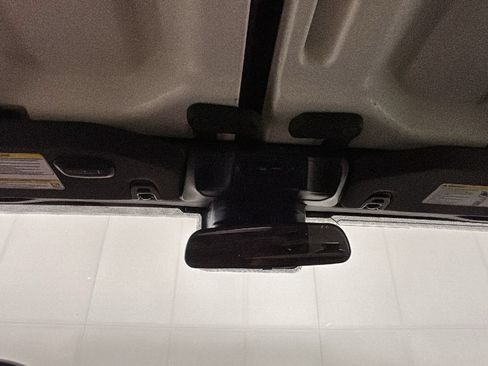 Used 2024 Jeep Wrangler Unlimited Sahara AWD/4WD image 28