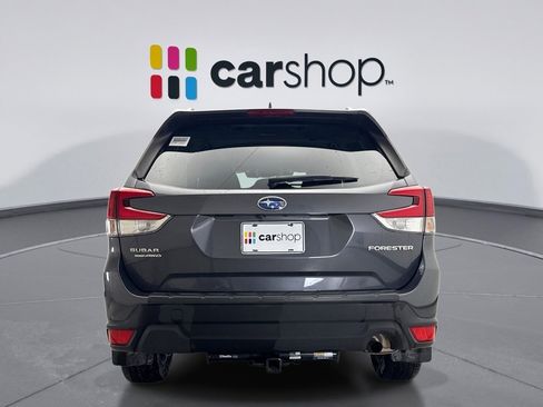 Used 2022 Subaru Forester Premium image 4