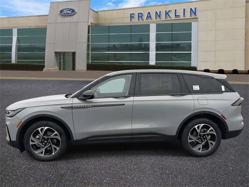 New 2026 Lincoln Nautilus Premier w/ Jet Appearance Package image 4