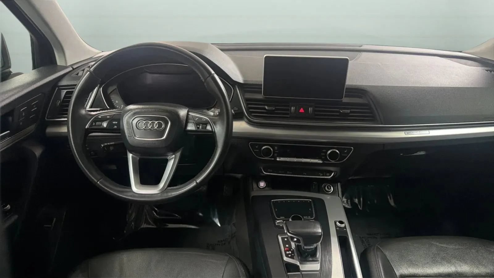 Used 2018 Audi Q5 2.0T Premium Plus w/ Premium Plus Package AWD/4WD image 3