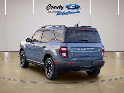 New 2025 Ford Bronco Sport Outer Banks w/ Outer Banks Tech Package+ image 23
