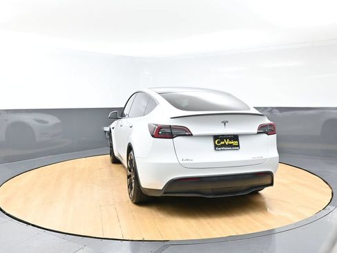 Used 2023 Tesla Model Y Performance AWD/4WD image 7